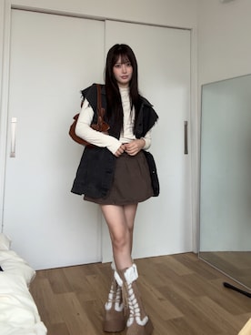 「アイテム（ベスト）」を使った、胡熊もえさん（レディース・153cm）の秋コーディネート