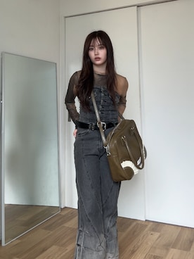 「アイテム（ベルト）」を使った、胡熊もえさん（レディース・153cm）の秋コーディネート
