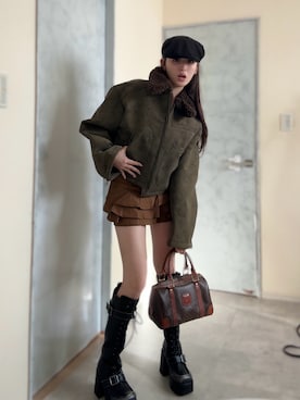 「アイテム（ハンドバッグ）」を使った、胡熊もえさん（レディース・153cm）の冬コーディネート