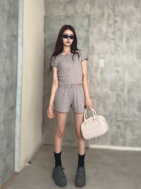 「gentle monster（ジェントルモンスター）のアイテム」を使った、胡熊もえさん（レディース・153cm）の春コーディネート