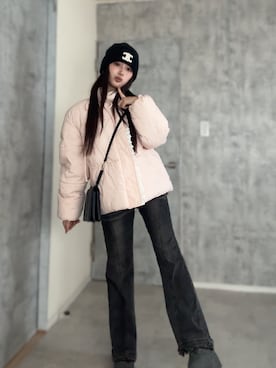 「CELINE（セリーヌ）のアイテム」を使った、胡熊もえさん（レディース・153cm）の冬コーディネート