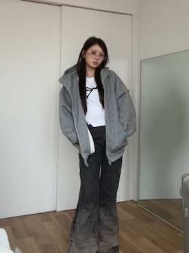 「アイテム（パーカー）」を使った、胡熊もえさん（レディース・153cm）の秋コーディネート