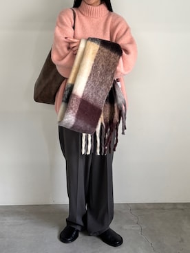 「select MOCA by son（セレクトモカバイソン）のアイテム（ニット/セーター）」を使った、AYAMEさん（レディース・167cm）の冬コーディネート
