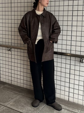 「アイテム（ステンカラーコート）」を使った、AYAMEさん（レディース・167cm）の秋コーディネート