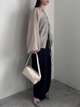 「select MOCA by son（セレクトモカバイソン）のアイテム（シャツ/ブラウス）」を使った、AYAMEさん（レディース・167cm）の冬コーディネート