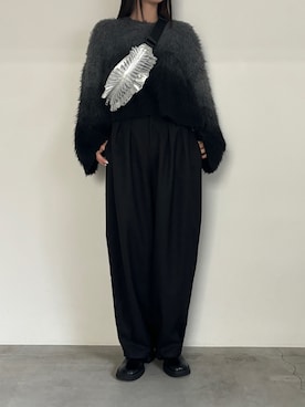 「アイテム（ボディバッグ/ウエストポーチ、シルバー系）」を使った、AYAMEさん（レディース・167cm）の秋コーディネート