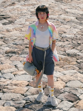 「ハーフパンツ」｜「アイテム（口紅/リップティント/グロス）」を使った、yokihikmさん（レディース・166cm）の夏コーディネート