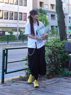 「アイテム（ウォレットチェーン）」を使った、kurumiさん（レディース・166cm）の夏コーディネート
