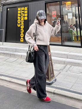 「ATIISSUのアイテム（帽子、ブラック系）」を使った、kurumiさん（レディース・166cm）の冬コーディネート