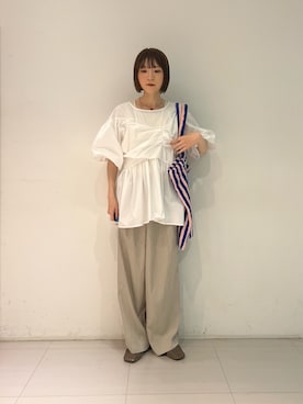「LAATO（ラート）のアイテム」を使った、araiさん（レディース・161cm）の春コーディネート