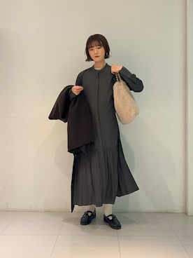 「アイテム（ポンチョ）」を使った、araiさん（レディース・161cm）の秋コーディネート
