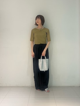 「LAATO（ラート）のアイテム」を使った、araiさん（レディース・161cm）の春コーディネート