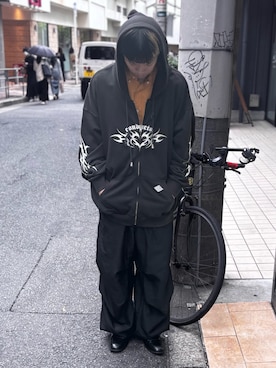 「アイテム（パーカー）」を使った、tou1109さん（メンズ・163cm）の秋コーディネート