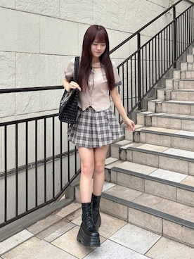 「OLIVE des OLIVE（オリーブデオリーブ）の合皮ベルト付きプリーツスカート（スカート、ベージュ系）」を使った、ひろさん（レディース・155cm）の春コーディネート