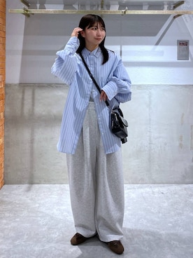 「LOWRYS FARM（ローリーズファーム）のアイテム（スニーカー）」を使った、みのりさん（レディース・155cm）の冬コーディネート