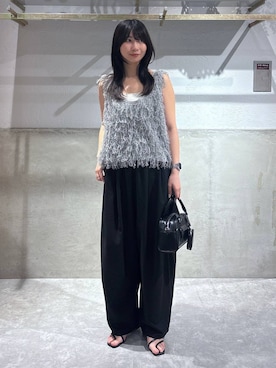 「アイテム（タンクトップ、シルバー系）」を使った、みのりさん（レディース・155cm）の夏コーディネート