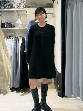 「アイテム（チュニック、ブラック系）」を使った、みのりさん（レディース・155cm）の秋コーディネート