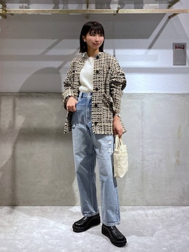 「LOWRYS FARM（ローリーズファーム）のアイテム（ノーカラージャケット）」を使った、みのりさん（レディース・155cm）の秋コーディネート