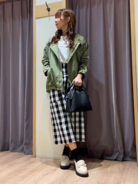 「テチチ(Te chichi)」｜「アイテム（マウンテンパーカー）」を使った、美桜さん（レディース・155cm）の春コーディネート