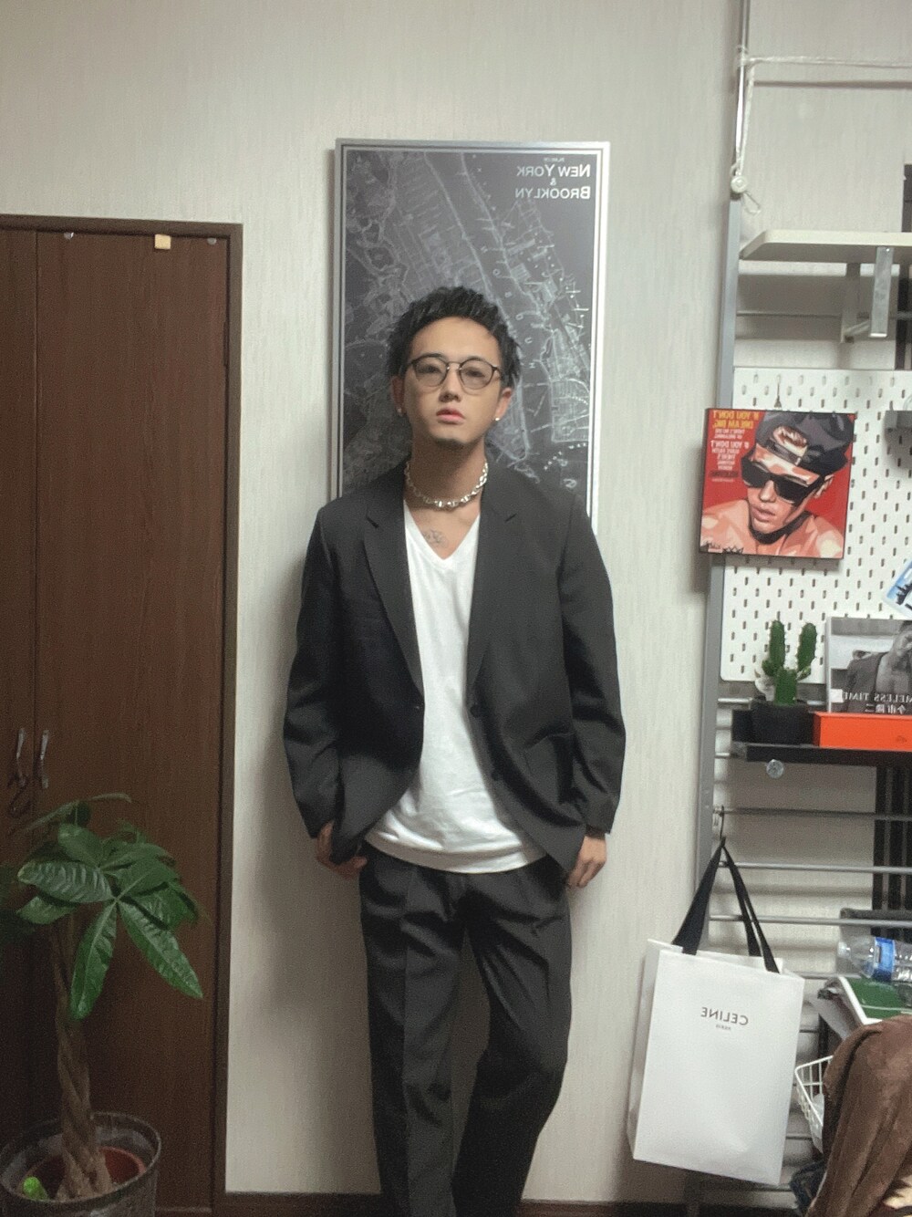 「テーラードジャケット、秋のコーデ、ootd、おしゃれさんと繋がりたい、オトナカジュアル、韓国ファッション、セットアップ、きれいめカジュアル、キレイめ、大人カジュアル、ジャケット、秋コーデ、メンズライク、プチプラ、プチプラコーデ」｜「HERMESのアイテム（ブレスレット、シルバー系）」を使った、社畜で服好き【相互フォロー】さん（メンズ・175cm）の秋コーディネートの1枚目の写真
