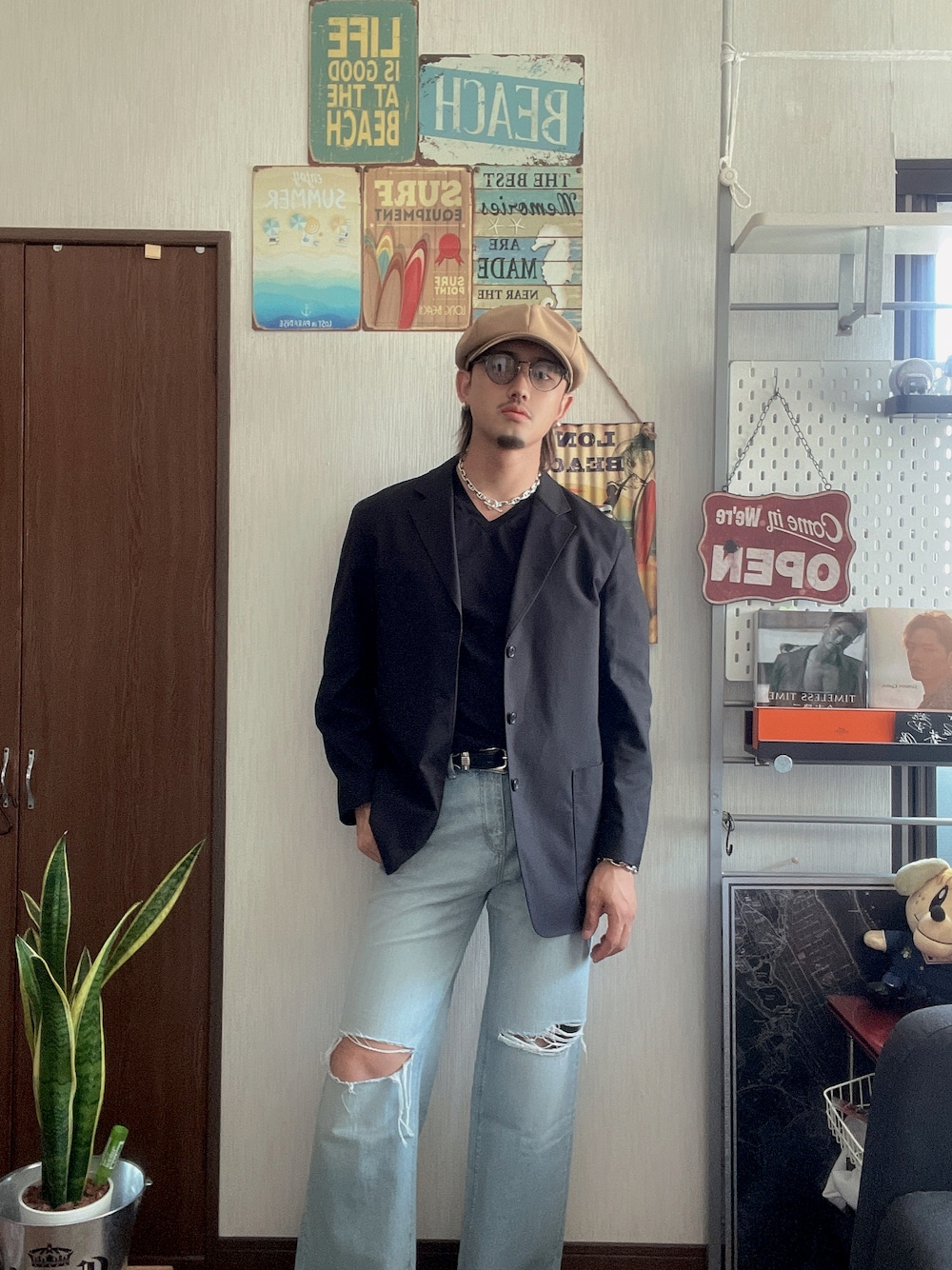 「お出かけコーデ日記、大人コーデ、UNIQLO、今日のコーデ、キレイめ、テーラードジャケット、おしゃれさんと繋がりたい、オトナカジュアル、休日スタイル、春コーデ、キャスケット、プチプラ、きれいめカジュアル、デニムパンツ、ストリート」｜「CA4LAのWASHABLE GAJI8（キャスケット、ベージュ系）」を使った、社畜で服好き【相互フォロー】さん（メンズ・175cm）の春コーディネートの1枚目の写真