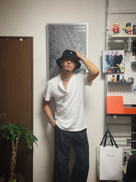 「Hollister（ホリスター）のアイテム（Tシャツ/カットソー）」を使った、社畜で服好き【相互フォロー】さん（メンズ・175cm）の秋コーディネート
