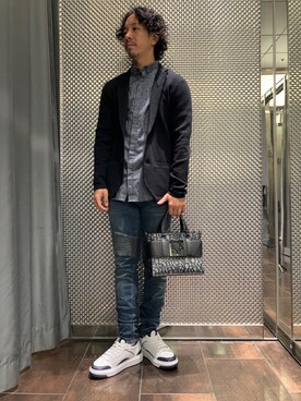 「ARMANI EXCHANGE（アルマーニエクスチェンジ）のアイテム（ハンドバッグ）」を使った、jt.jt.jtさん（メンズ・170cm）の秋コーディネート
