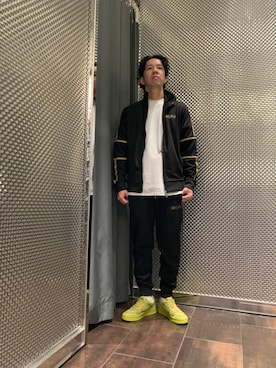 「カラースニーカー」｜jt.jt.jtさん（メンズ・170cm）の夏コーディネート