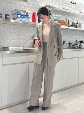 「FREE'S MART（フリーズマート）のアイテム（スラックス）」を使った、RINAさん（レディース・160cm）の秋コーディネート