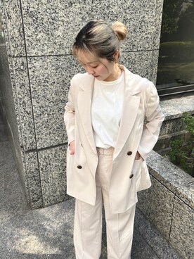「ハイウエストパンツ」｜「アイテム（ジャケット/アウター）」を使った、RINAさん（レディース・160cm）の春コーディネート