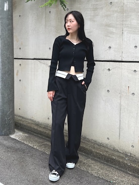 「FREE'S MART（フリーズマート）のアイテム（スラックス）」を使った、RINAさん（レディース・160cm）の秋コーディネート