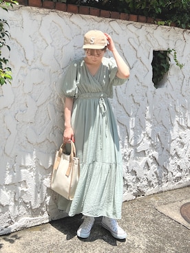 「FREE'S MART（フリーズマート）のアイテム（キャップ）」を使った、RINAさん（レディース・160cm）の夏コーディネート