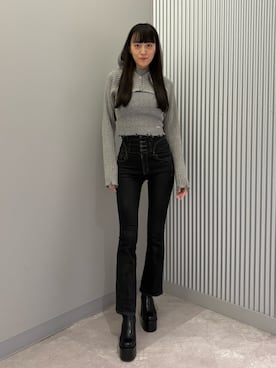 「アイテム（パンツ）」を使った、中村樹李亜さん（レディース・175cm）の秋コーディネート