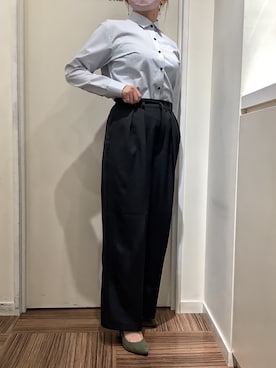 「アイテム（ビジネスシャツ）」を使った、BRICK HOUSE シャツ工房 新橋店さん（レディース・158cm）の秋コーディネート