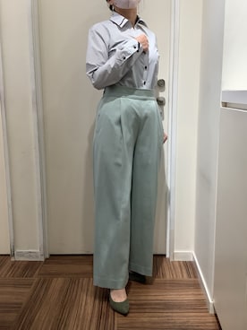 「アイテム（ビジネスシャツ）」を使った、BRICK HOUSE シャツ工房 新橋店さん（レディース・158cm）の秋コーディネート