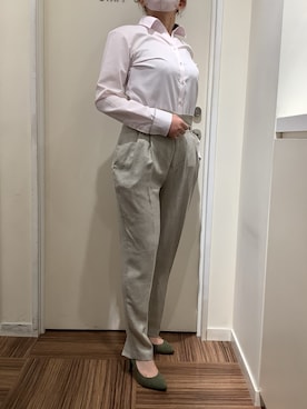「アイテム（ビジネスシャツ）」を使った、BRICK HOUSE シャツ工房 新橋店さん（レディース・158cm）の秋コーディネート