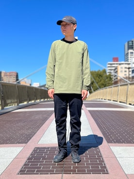 「ナリフリ」｜「アイテム（帽子）」を使った、yuseさん（メンズ・173cm）の春コーディネート
