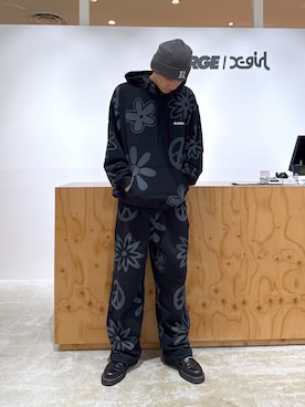 「アイテム（スウェットパンツ）」を使った、issaさん（メンズ・186cm）の夏コーディネート