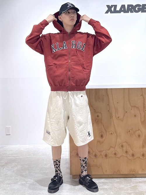 PERFORATED LEATHER LOGO ZIP UP HOODED SWEATSHIRT（パーカー