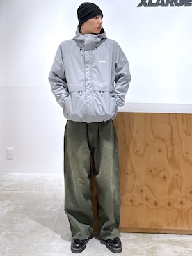 「アイテム（デニムパンツ）」を使った、issaさん（メンズ・186cm）の冬コーディネート