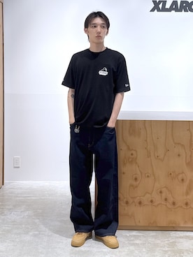 「NEW ERA（ニューエラ）のXLARGE×NEW ERA PERFORMANCE S/S TEE（Tシャツ/カットソー、ブラック系）」を使った、issaさん（メンズ・186cm）の夏コーディネート