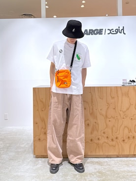 「アイテム（バッグ）」を使った、issaさん（メンズ・186cm）の夏コーディネート