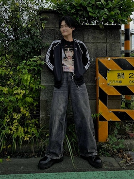 「アイテム（イヤリング）」を使った、裕さん（メンズ・172cm）の秋コーディネート
