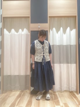 「Samansa Mos2（サマンサ モスモス）のモチーフレースベスト（ベスト）」を使った、ぽむにーさん（レディース・155cm）の夏コーディネート