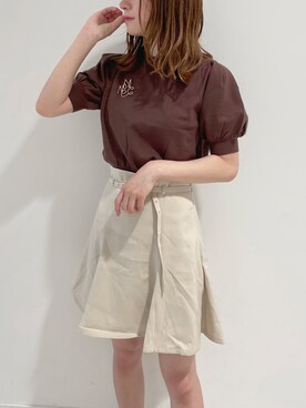 「one after another NICE CLAUP（ワンアフターアナザーナイスクラップ）のブローチセット半袖ニット（ニット/セーター、ブラウン系）」を使った、namikiさん（レディース・161cm）の夏コーディネート