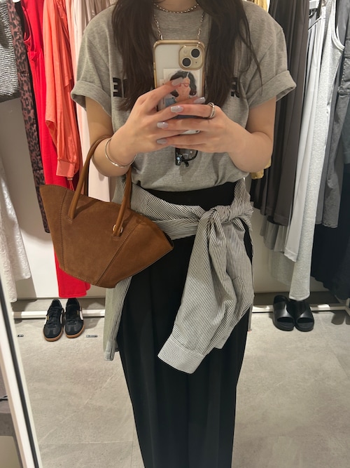 タックワイドパンツ