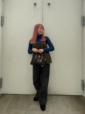 「アイテム（その他トップス）」を使った、めりさん（レディース・152cm）の秋コーディネート