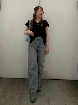 「SENSE OF PLACE by URBAN RESEARCH(センスオブプレイスバイアーバンリサーチ)のヨウリュウフリルブラウス(シャツ/ブラウス、ブラック系)」を使った、めりさん(レディース・152cm)の春コーディネート