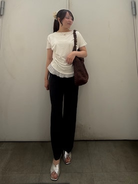 「SENSE OF PLACE by URBAN RESEARCH(センスオブプレイスバイアーバンリサーチ)のフリルドレープトップ(Tシャツ/カットソー、ホワイト系)」を使った、めりさん(レディース・152cm)の夏コーディネート