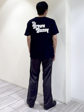 「ADAM ET ROPE'（アダムエロペ）の《別注》【GRAMICCI/グラミチ】EX TUCK STRAGHT（その他パンツ、グレー系）」を使った、吉田　さんの夏コーディネート